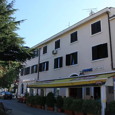 With Parking Space - 7265 Apartman