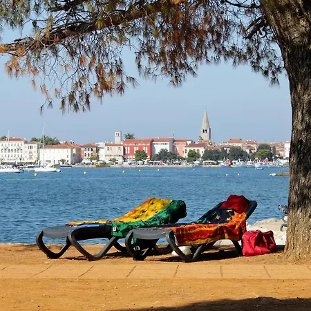 With Parking Space - 7265 Apartamento Poreč